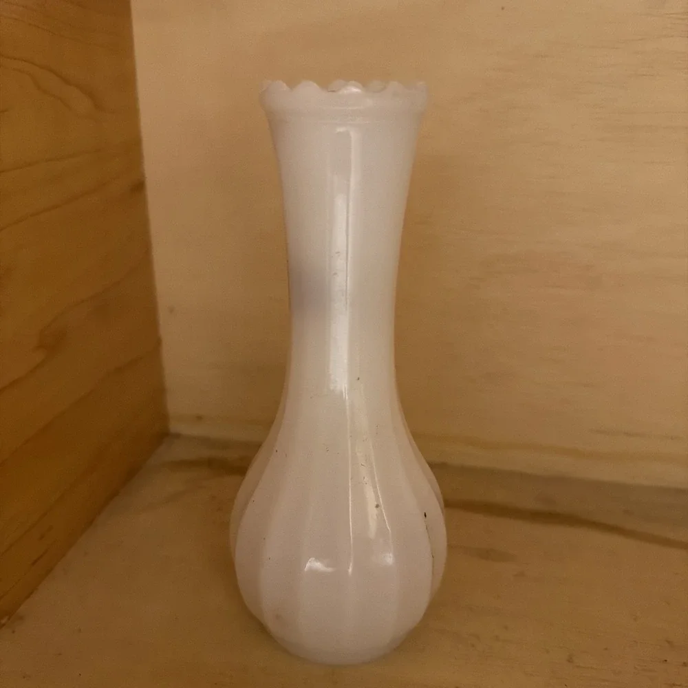 Vintage Milk Glass Bud Vase Ribbed 6.25 Inch Tall White Flowers Roses Round